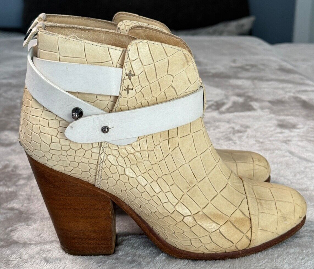 Rag & Bone Harrow Ivory White Croc Embossed Leather Cap Toe Boots Womens 7 EU 37